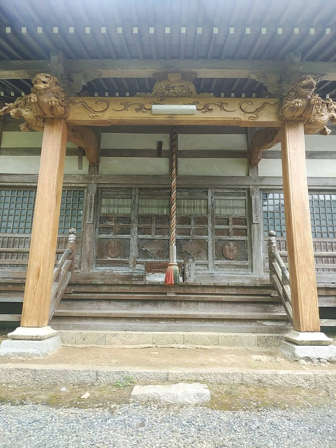 お寺や神社・温泉施設等の檜風呂など修復、修繕致します。